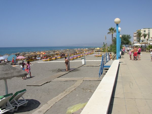 Promenade Torrox Costa.JPG