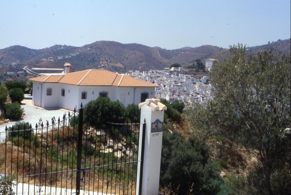 MP Eingangstor.jpg